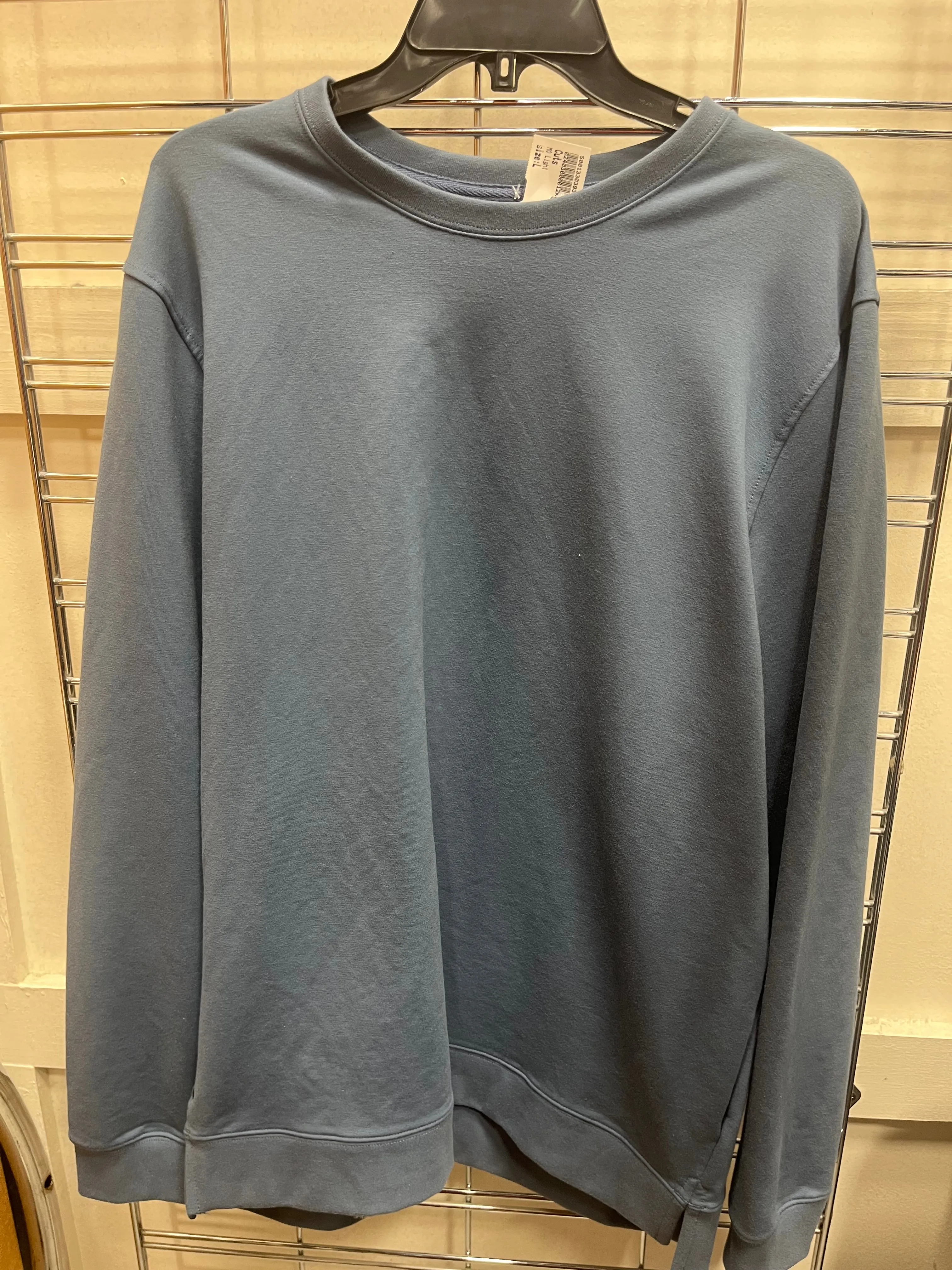 Cuts Outerwear Size Large