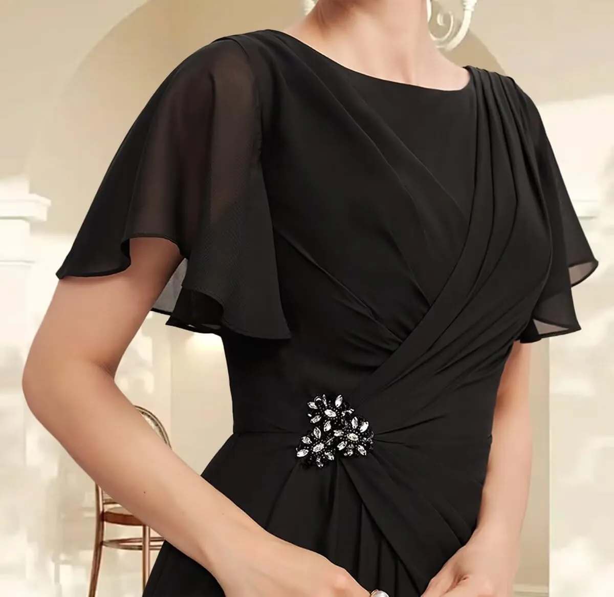 Mother of The Bride Dresses Petite Chiffon Long Boat Neck Formal Party Gowns Ruched Wedding Party Dress