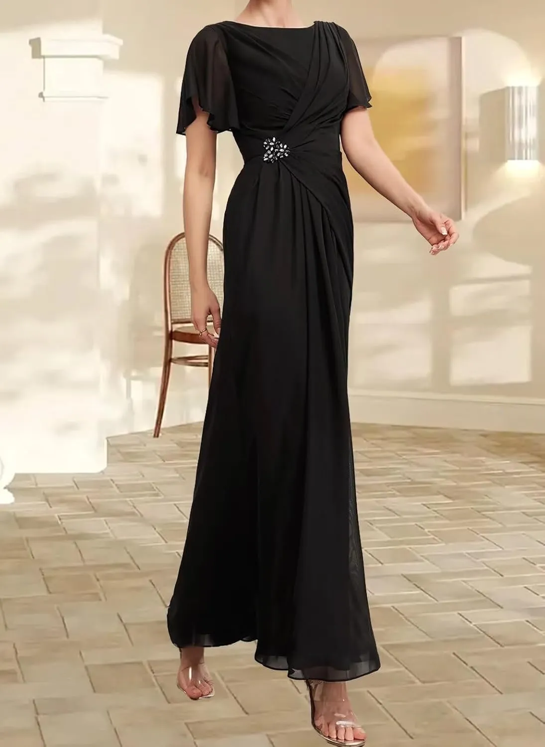 Mother of The Bride Dresses Petite Chiffon Long Boat Neck Formal Party Gowns Ruched Wedding Party Dress