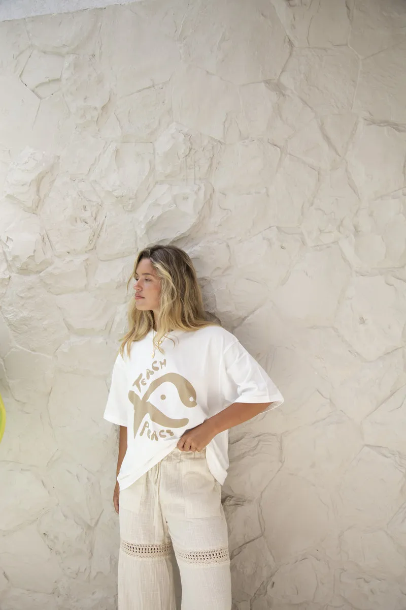 TEACH PEACE TEE - CREAM