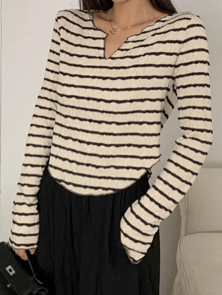 Textured Stripe V Neck Irregular Hem Long Sleeve Tee